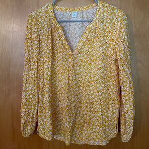 Women’s Old Navy long sleeve yellow floral shirt